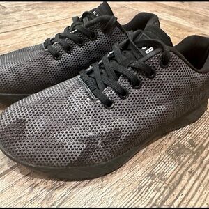 NoBull black camo trainer water repellent unisex sneakers women’s 7 men’s 5.5